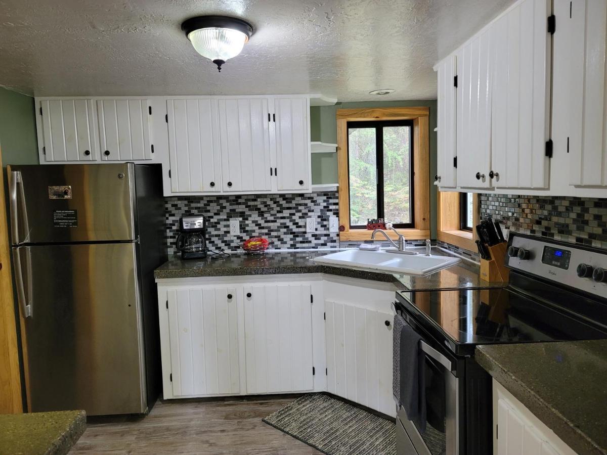 Riverfront Motel & Cabins Thompson Falls Bagian luar foto