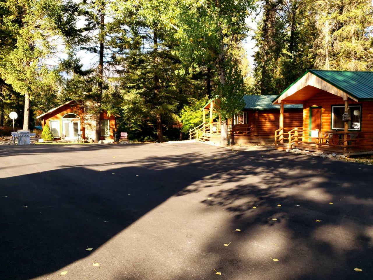 Riverfront Motel & Cabins Thompson Falls Bagian luar foto